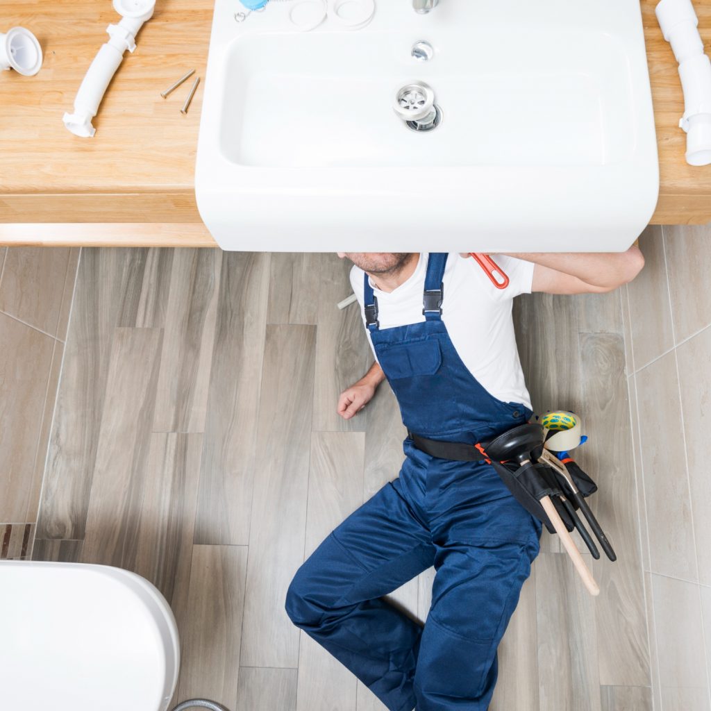 How Can a Plumber Address Burst Pipes Effectively?